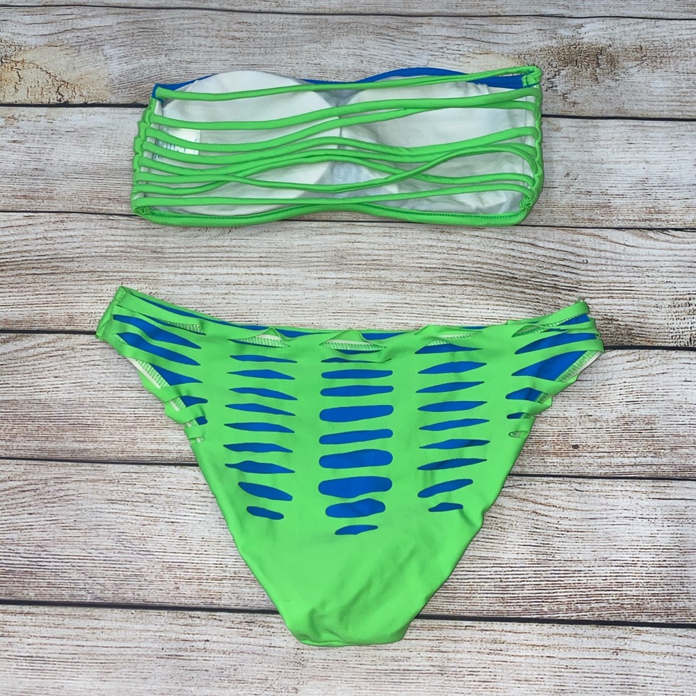 Two piece bikini - Picture 6 of 7